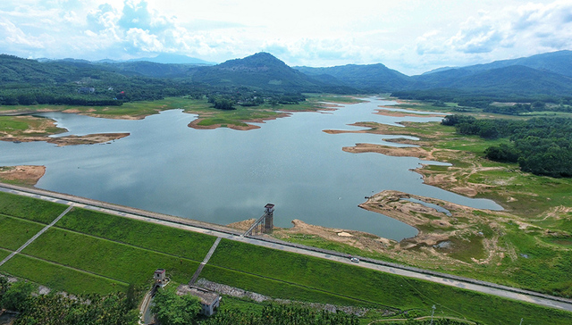 红岭水库灌区主干渠全线贯通，2020年1月将试充水