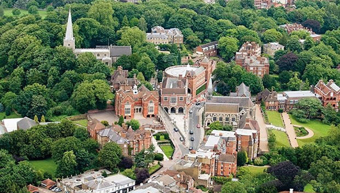 英国哈罗公学缘何选择海南作为办学地？