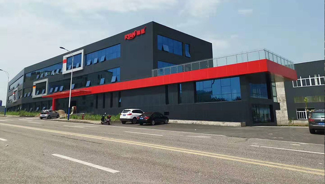 追梦16年，他将涂料刷进环保生活