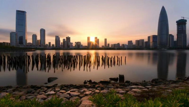 新城渐变的11月：拿地3宗、王晓松首秀与稳定前八