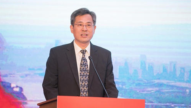 中共中央批准：何忠友同志任中共海南省委常委