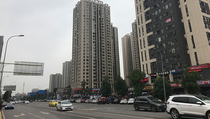 重庆房价涨幅持续走低，房企开启以价换量模式