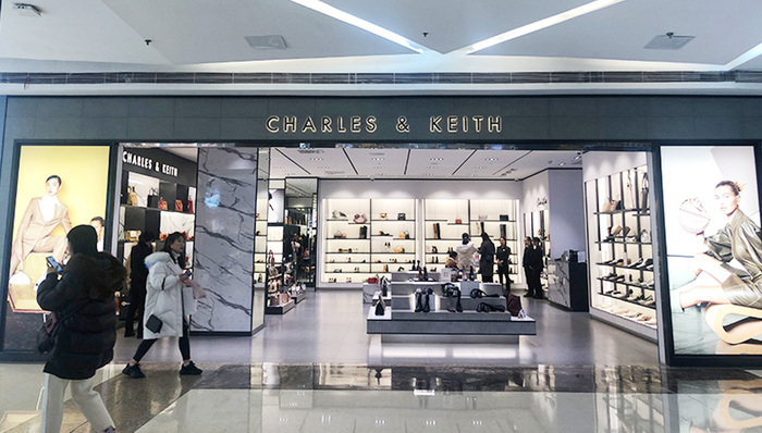 “小CK”线上线下“撞脸”，到底哪个是本尊？