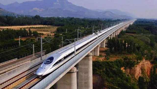 习惯了工作的繁忙，忘却了家人的团聚