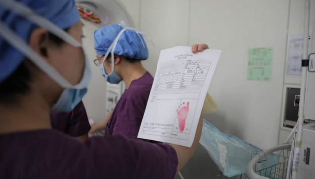 四川省首例“第三代试管婴儿”在四川大学华西第二医院顺利诞生