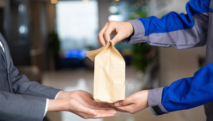 山东：停止接办规模性聚餐，鼓励“无接触”式配送