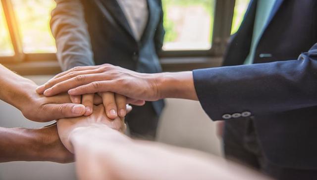 房企新“战疫”：项目开启花式直播、物管行业价值二度挖掘