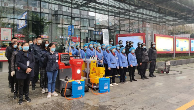 成都市第二人民医院开展“周末卫生大扫除”活动