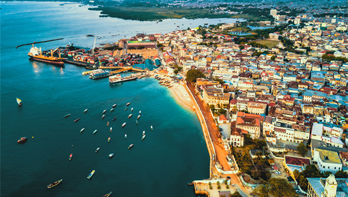 海南105个重点项目投资3772亿 严禁纯商住项目纳入