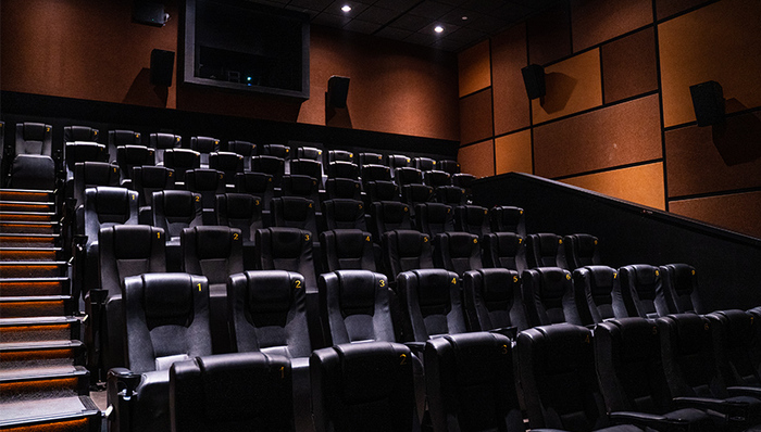 现金流断裂，新片未定，四川院线行业的曙光在哪？