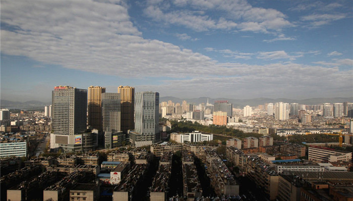 楼市复苏下分化仍存，决战窗口期房企营销积极