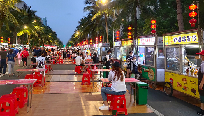 海大南门夜市“满血复活”，海口街巷又现烟火味