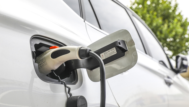 洲际油气拟定增募资13.6亿元