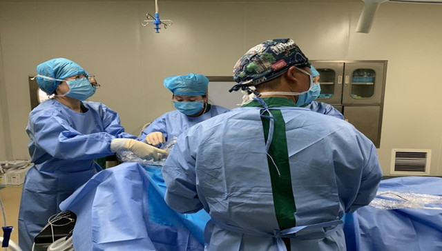 从0到1，甘孜州炉霍县医院妇科腔镜手术获得突破