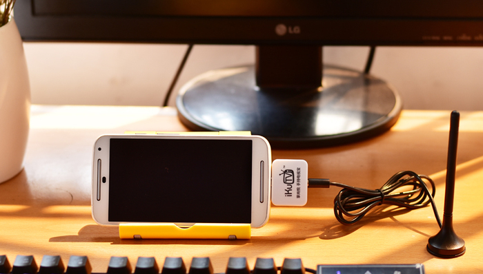 海南直播行业“窘境报告”：月薪上万元，难招好主播