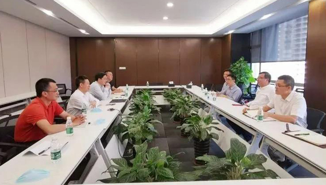 海口市国资委与招商蛇口海南区域公司举行工作会谈