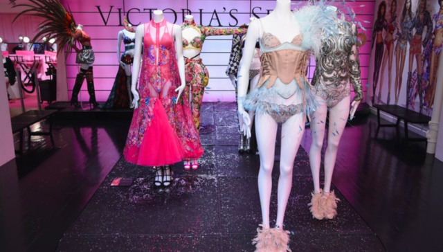 时尚,内衣,周冬雨