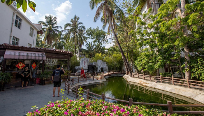 三亚博后村民宿业：小村庄孵出几十家网红民宿