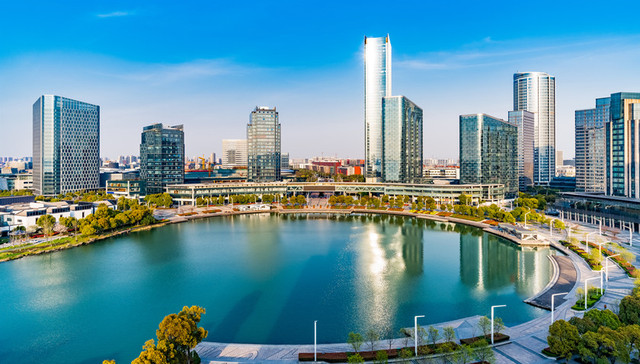 江苏宿迁25.27亿元出让四宗地，融创、正荣落子