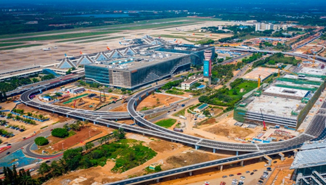 海口美兰机场连接T1、T2航站楼环状交通路桥建成