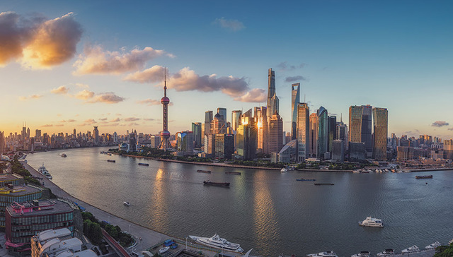 卓越分拆物业上市，2019年毛利率降至22%