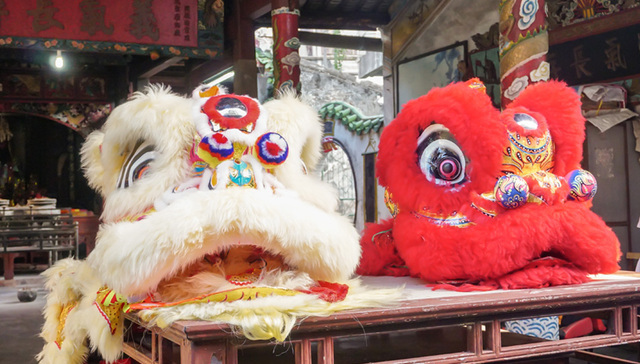 两种“狮子”，三个故事