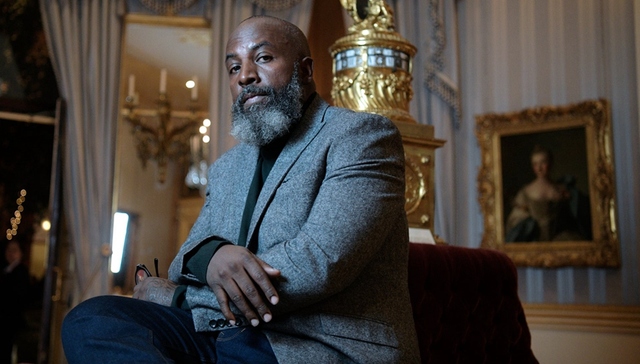 对话作家罗杰·罗宾逊：以诗歌直视和转译创伤