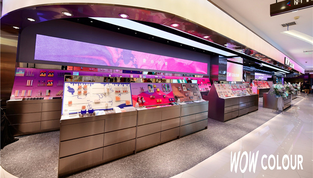 美妆集合店WOW COLOUR强势进驻成都银石广场