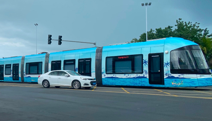 三亚有轨电车示范线已具备初期运营基本条件，票价每人次3元