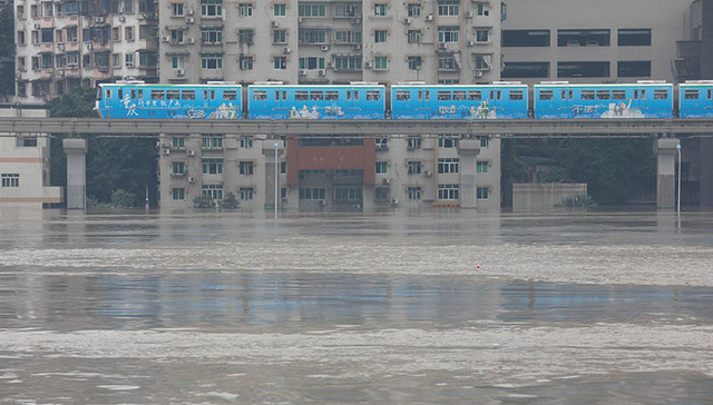 突破191.41米！长江最大洪峰过境重庆，水位超过1981年