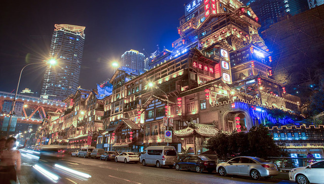 重庆夜经济大数据：火锅有“九大核心圈”，酒吧江北最多