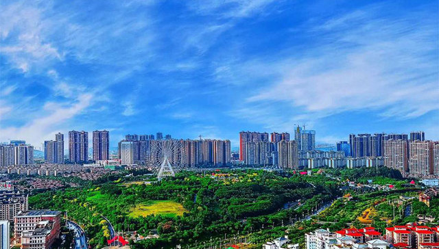 青秀区滨江低密留白地，让你遇见繁华与静谧！