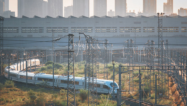 坐动车上下班！重庆两江新区龙盛片区开行首趟公交化列车