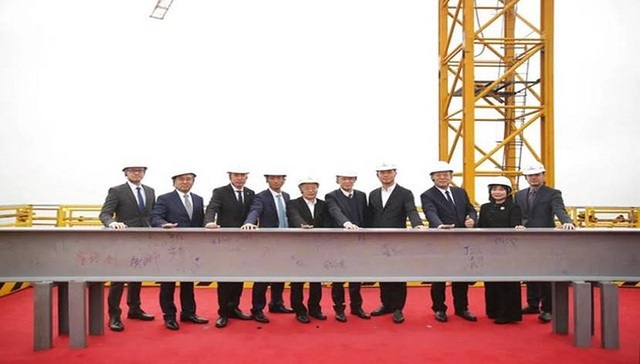 成都的世界面孔|10月20日 天府新区总部商务区门户地标建筑封顶