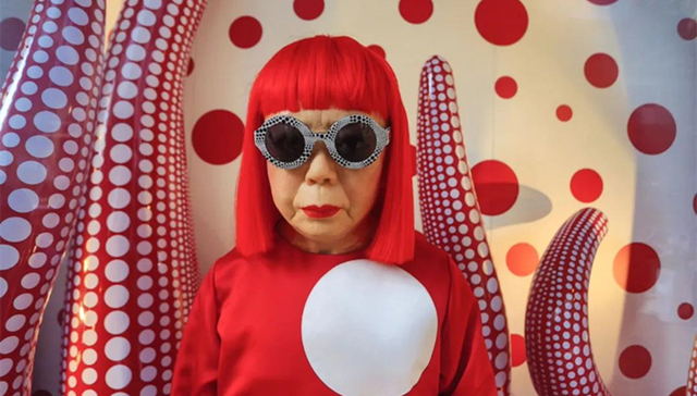 草间弥生、弗里达、加缪……艺术家文人们平时都爱穿什么？