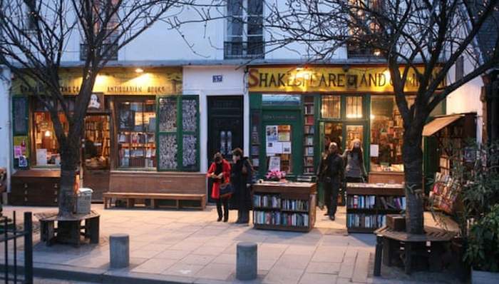 书店,实体书,新冠肺炎