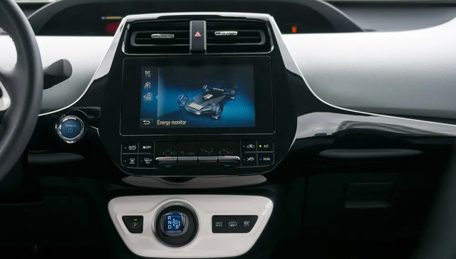 丰田,特斯拉,消费