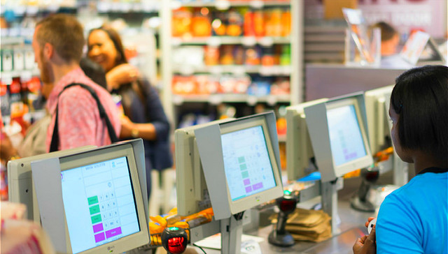 京东,阿里,拼多多