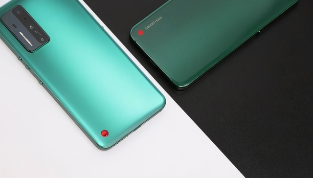 坚果手机,手机行业