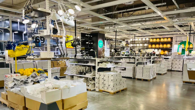 探访 | 青岛宜家从门庭如市到空旷冷清