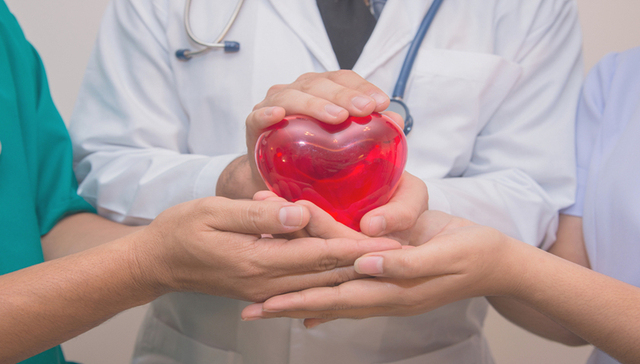 好医生药业集团董事长耿福能获“全国抗击疫情民营经济先进个人”表彰