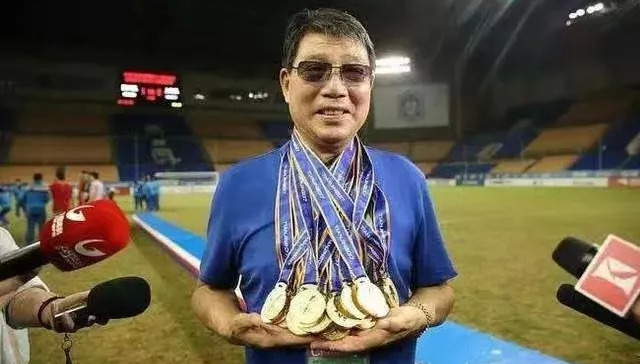 足球,体育,徐根宝