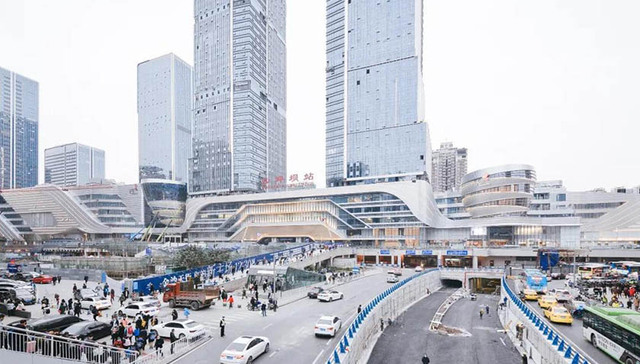 龙湖光年| 商圈高铁TOD综合体，抢天街酒店房源，做一个掘金先行者！