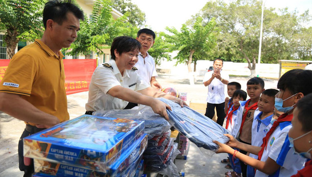 海口海关助力海南少数民族贫困村脱贫