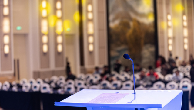 枣庄市委网信委第三次会议召开，陈平主持并讲话，张宏伟出席