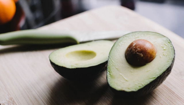 休闲餐饮,茶饮,消费趋势,牛油果