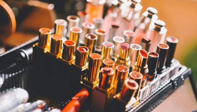 美妆,消费,医美