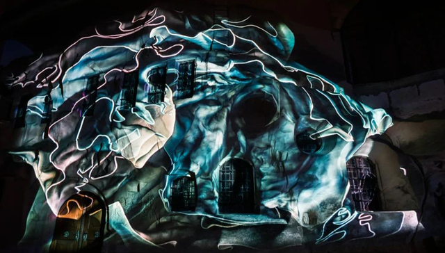 灯光艺术：艺术家要把城市玩坏了