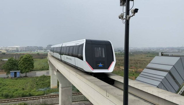 全球首个时速160公里内嵌式磁浮交通系统正式在成都亮相
