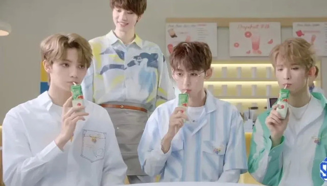 乳业,中国市场,蒙牛,伊利,市场营销,选秀,粉丝打投